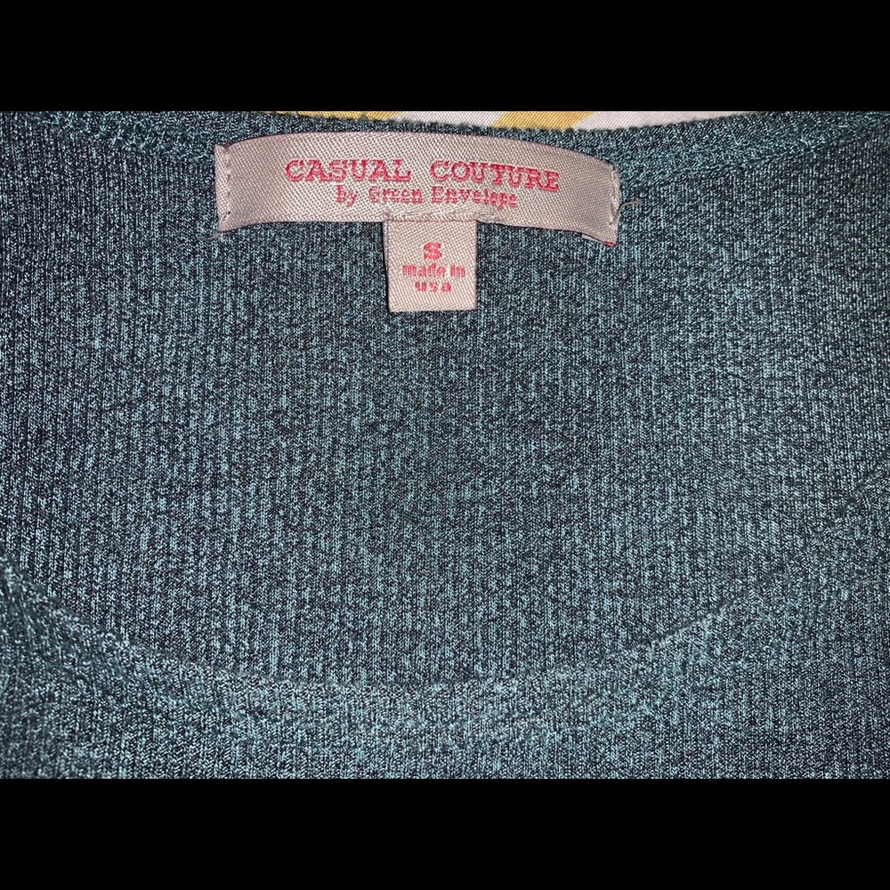 Cold Shoulder Top - Picture 3 of 3